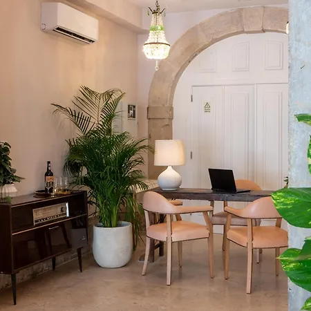 Memoria Flh מלון